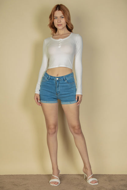 [$3/piece] Ribbed Button Up Long Sleeve Crop Top